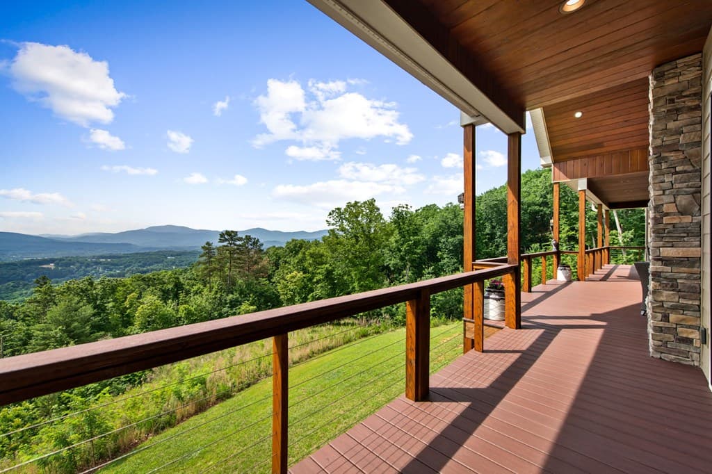 437 Winding Ridge, Blairsville GA 30512 - Photo