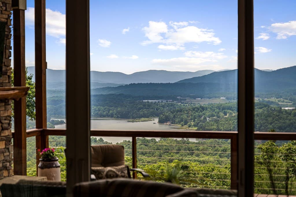 437 Winding Ridge, Blairsville GA 30512 - Photo