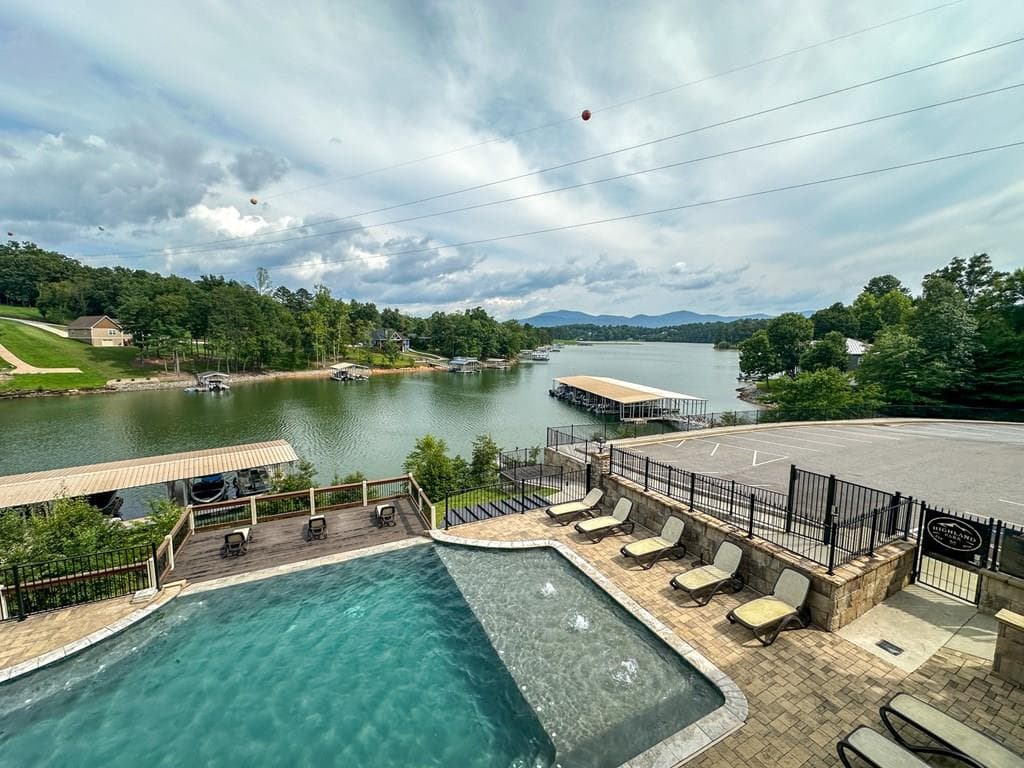 437 Winding Ridge, Blairsville GA 30512 - Photo