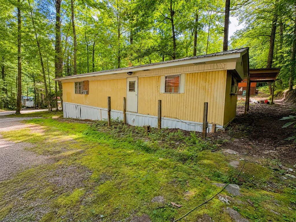 480 Wahu Hu Drive, Hiawassee GA 30546 - Photo