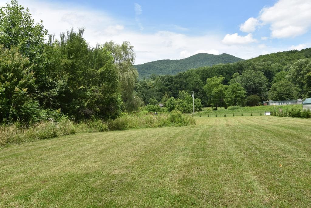 126 Bolo Lane, Hayesville NC 28904 - Primary photo