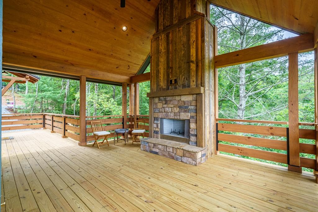 63 Granny Smith Lane, Ellijay GA 30536 - Photo