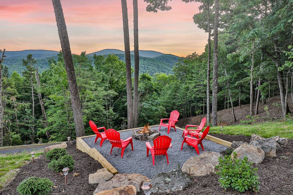 175 Cochise Road, Blue Ridge GA 30513 - Photo