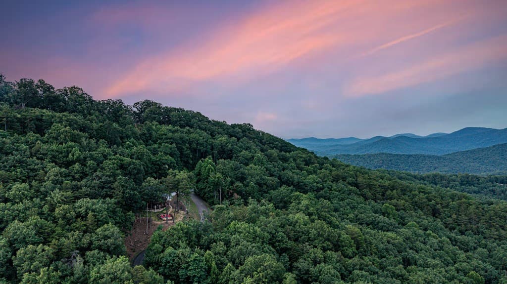 175 Cochise Road, Blue Ridge GA 30513 - Photo