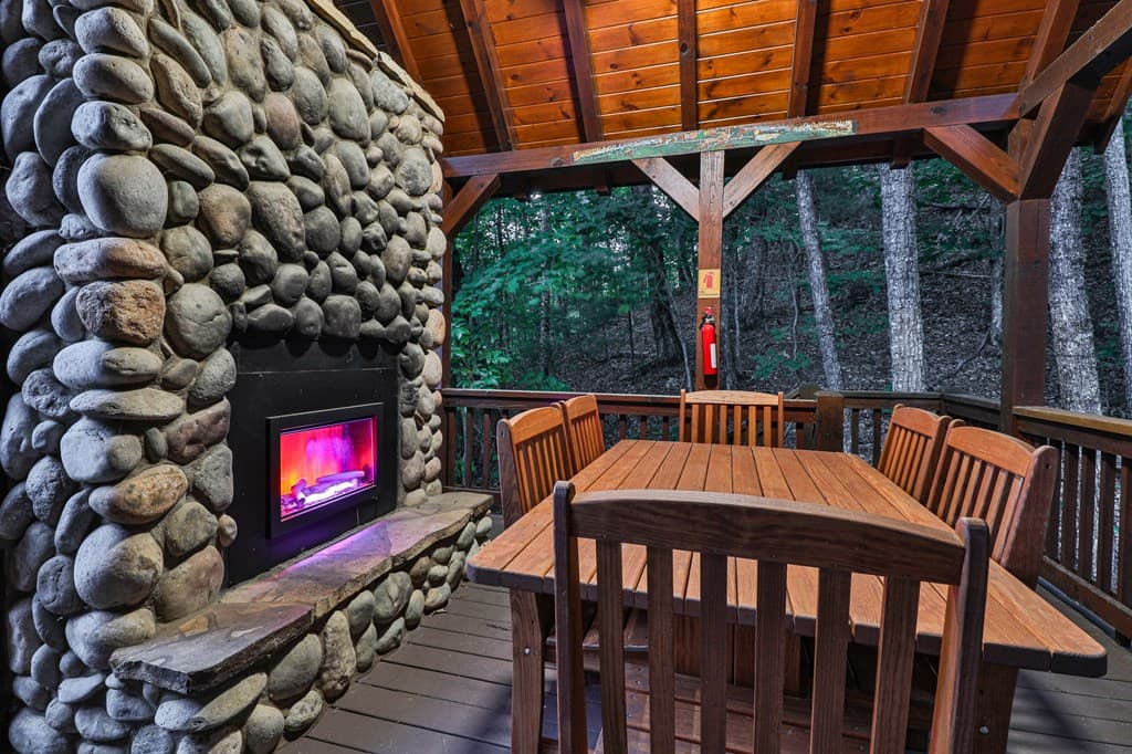 175 Cochise Road, Blue Ridge GA 30513 - Photo