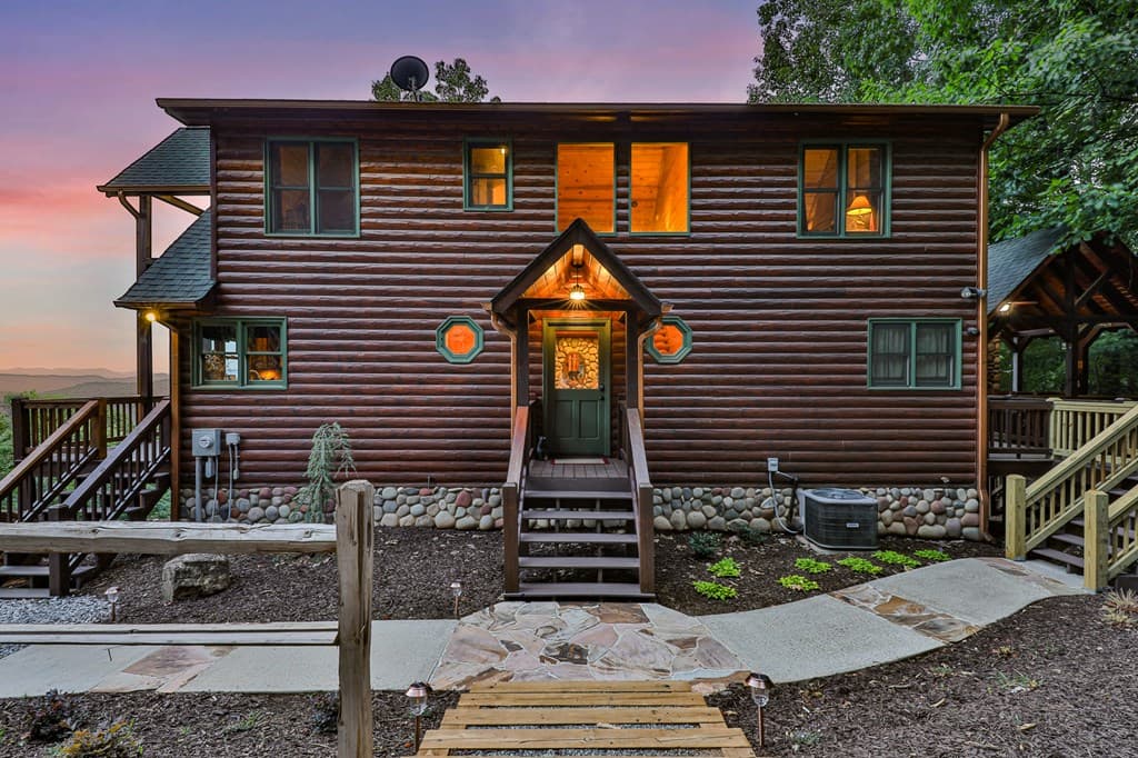 175 Cochise Road, Blue Ridge GA 30513 - Photo