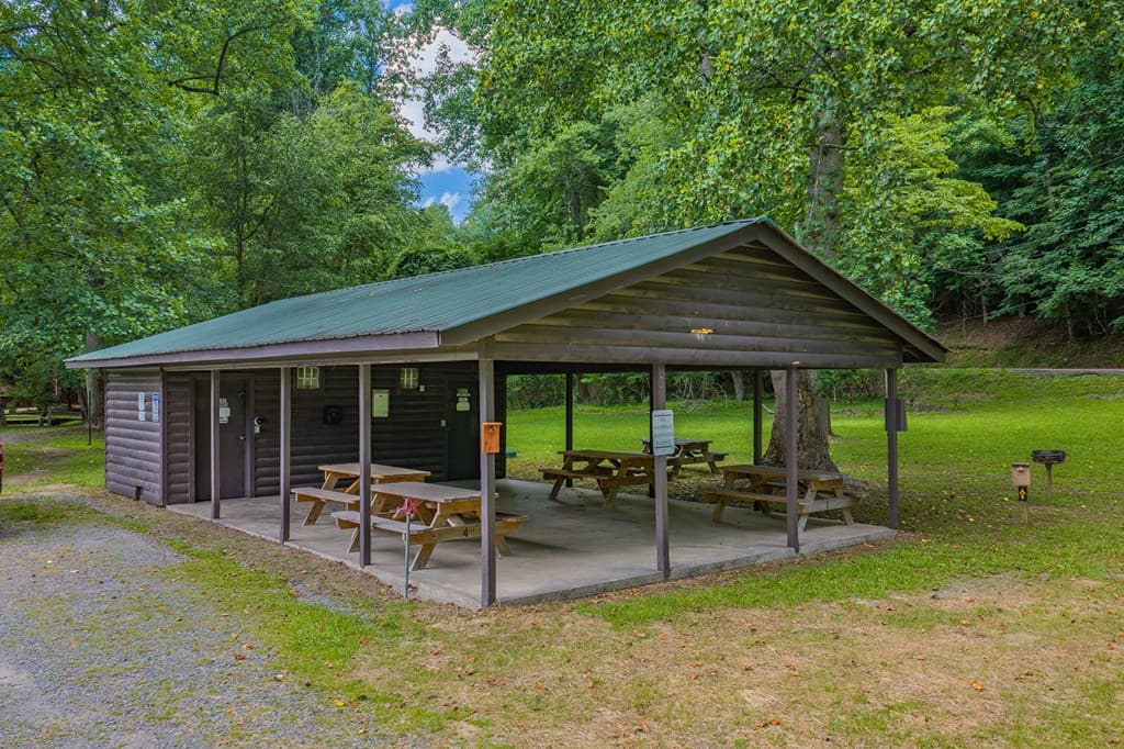 109 Edgewater Drive, Ellijay GA 30540 - Photo