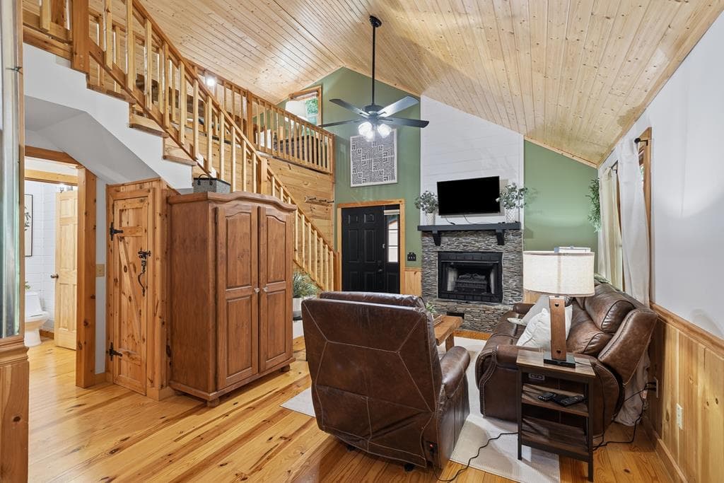 28 Wood Lane, Blue Ridge GA 30513 - Photo
