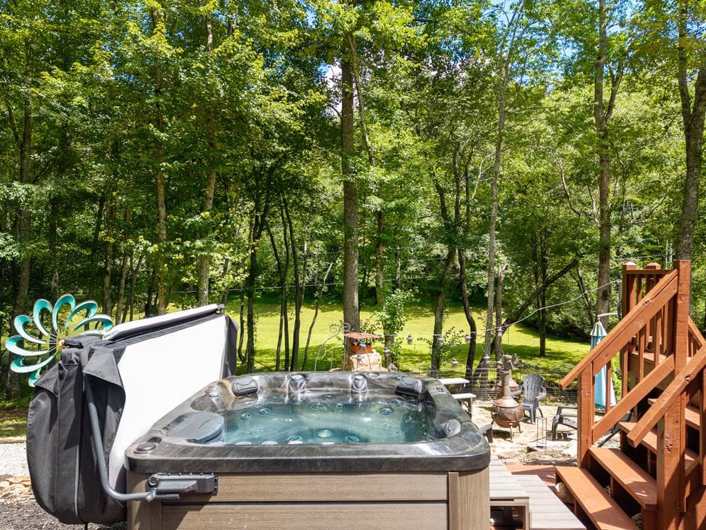 28 Wood Lane, Blue Ridge GA 30513 - Photo