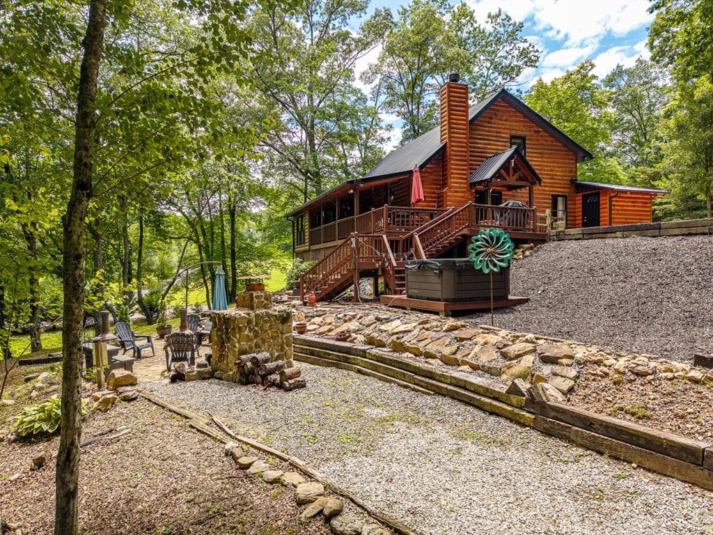 28 Wood Lane, Blue Ridge GA 30513 - Photo