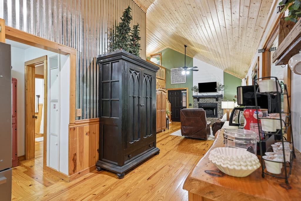 28 Wood Lane, Blue Ridge GA 30513 - Photo