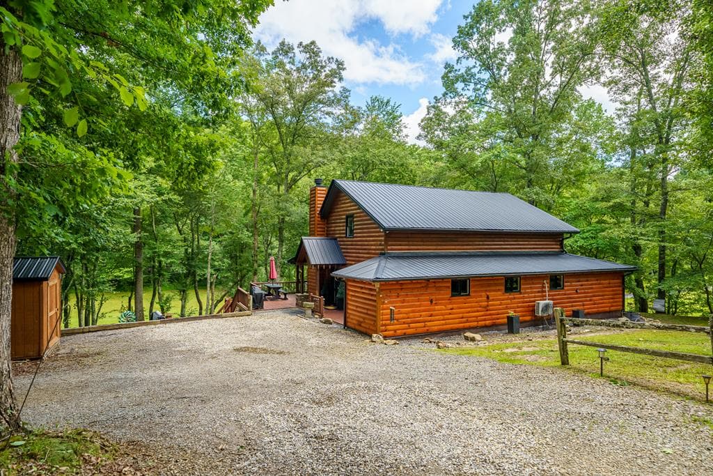 28 Wood Lane, Blue Ridge GA 30513 - Photo