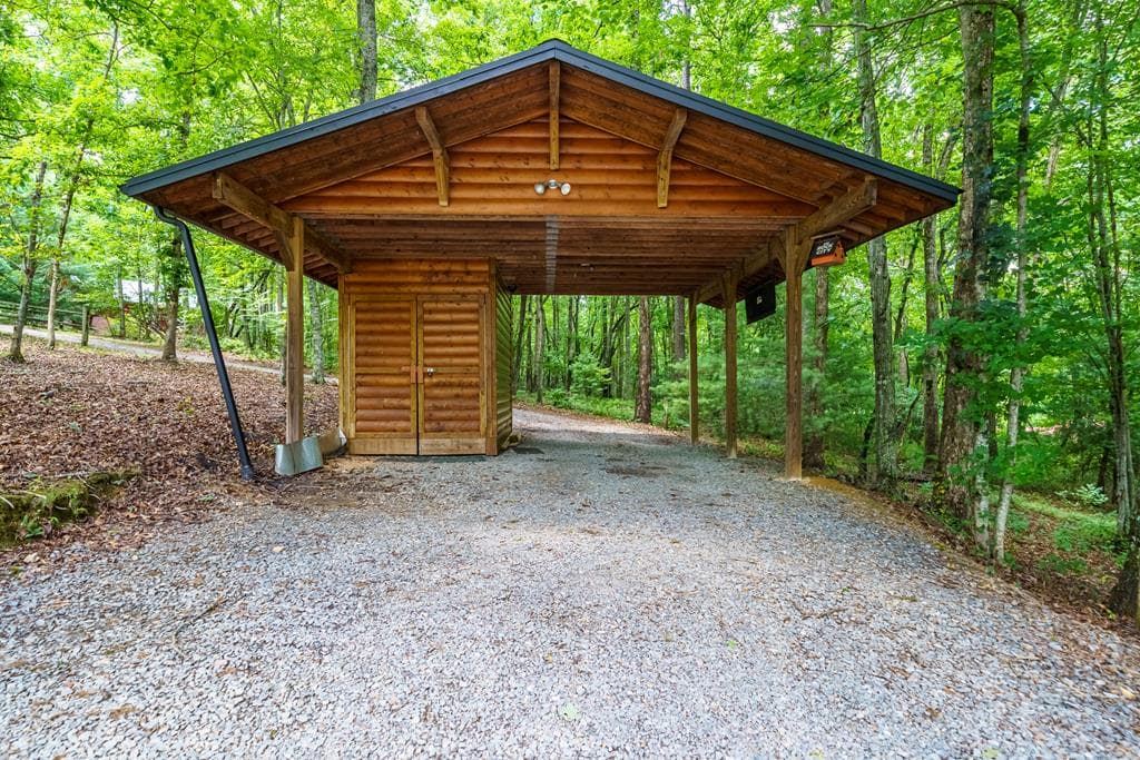 28 Wood Lane, Blue Ridge GA 30513 - Photo