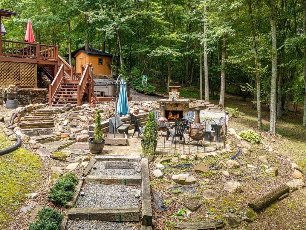 28 Wood Lane, Blue Ridge GA 30513 - Photo
