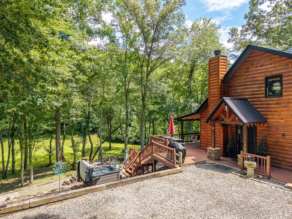 28 Wood Lane, Blue Ridge GA 30513 - Photo