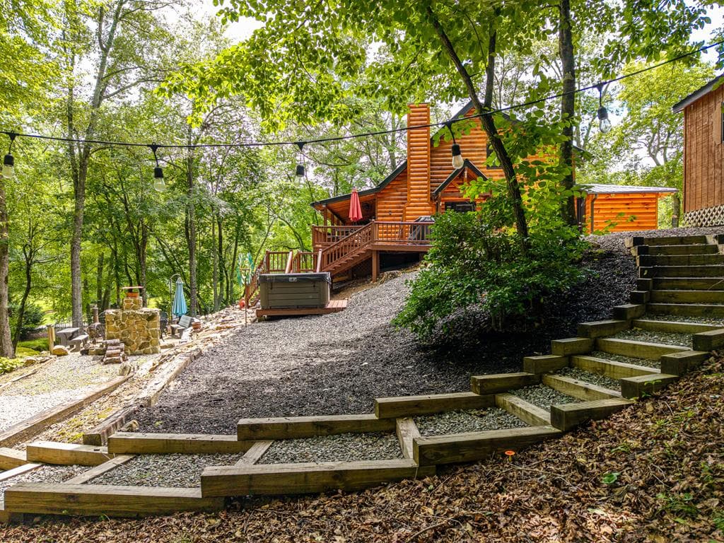 28 Wood Lane, Blue Ridge GA 30513 - Photo