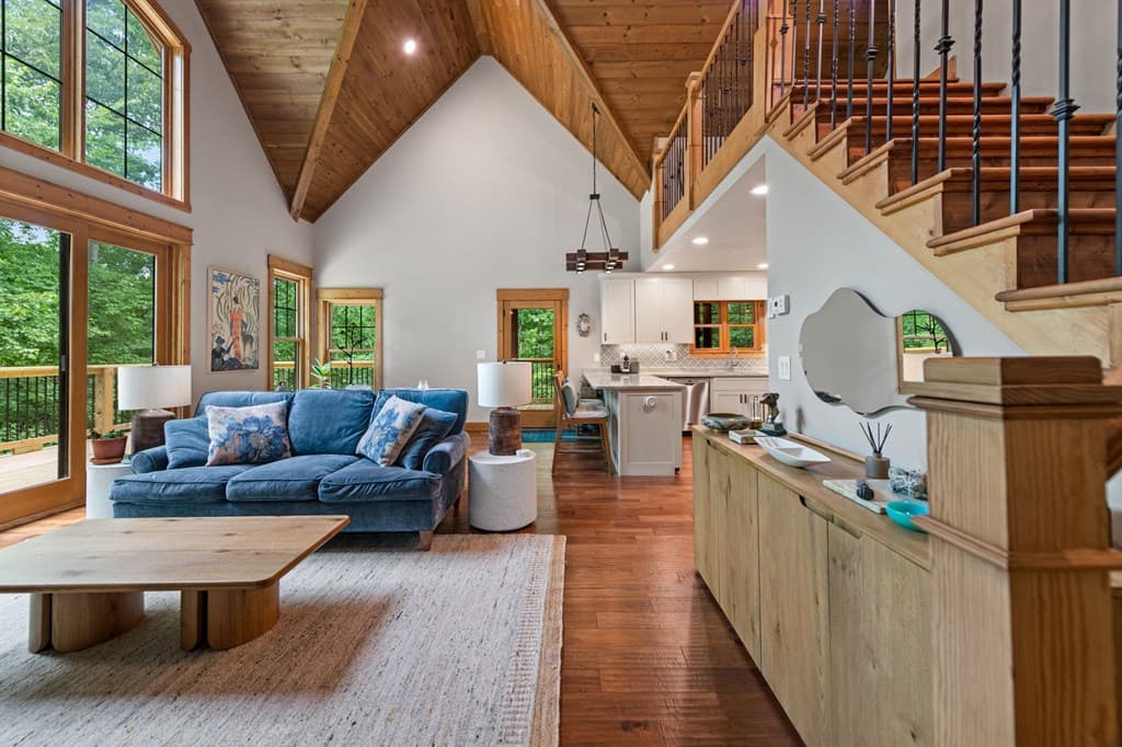 2634 Mountain Tops Road, Blue Ridge GA 30513 - Photo