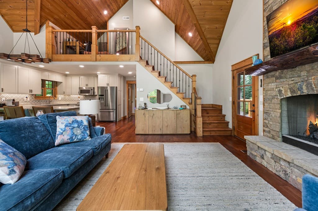2634 Mountain Tops Road, Blue Ridge GA 30513 - Photo