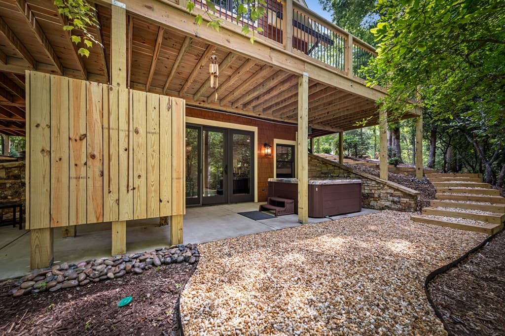2634 Mountain Tops Road, Blue Ridge GA 30513 - Photo