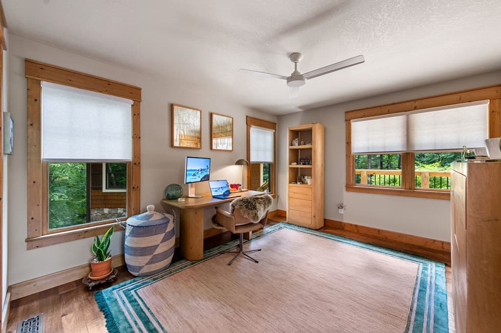 2634 Mountain Tops Road, Blue Ridge GA 30513 - Photo