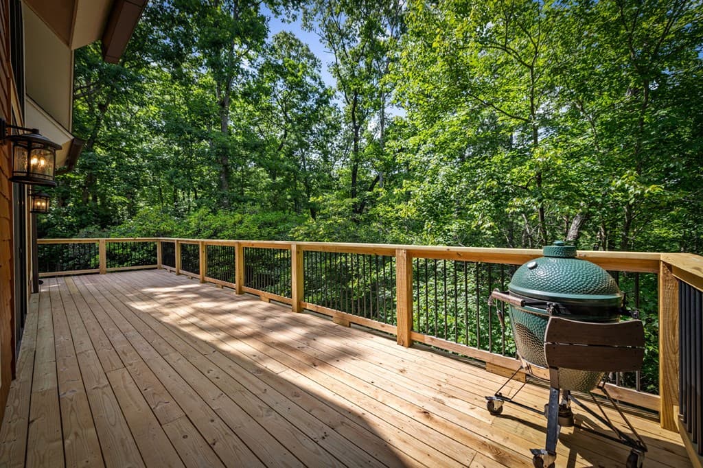 2634 Mountain Tops Road, Blue Ridge GA 30513 - Photo