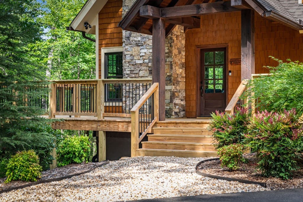 2634 Mountain Tops Road, Blue Ridge GA 30513 - Photo