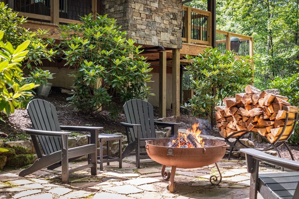 2634 Mountain Tops Road, Blue Ridge GA 30513 - Photo