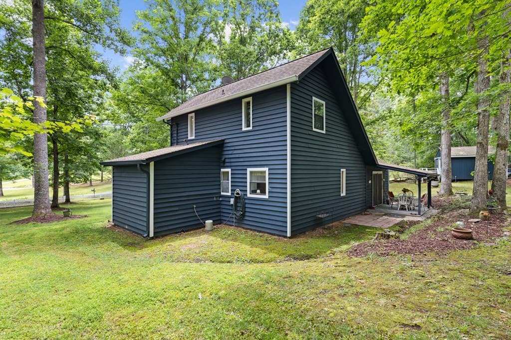 27 Medford Lane, Blairsville GA 30512 - Photo