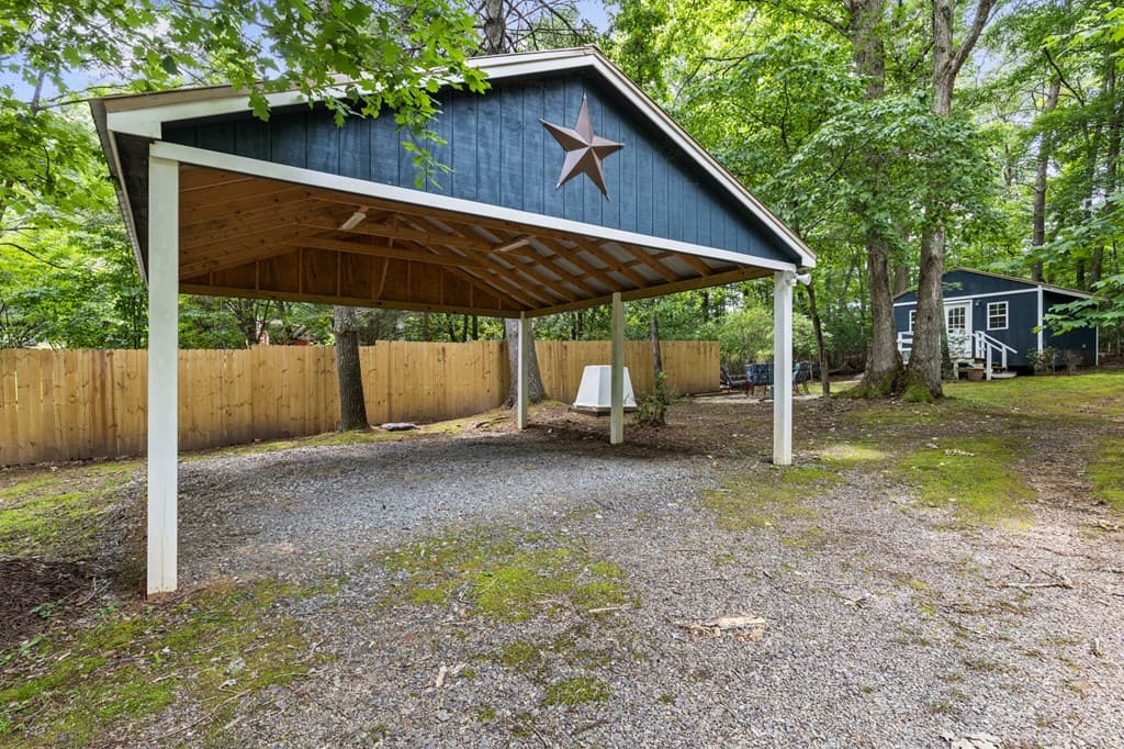 27 Medford Lane, Blairsville GA 30512 - Photo