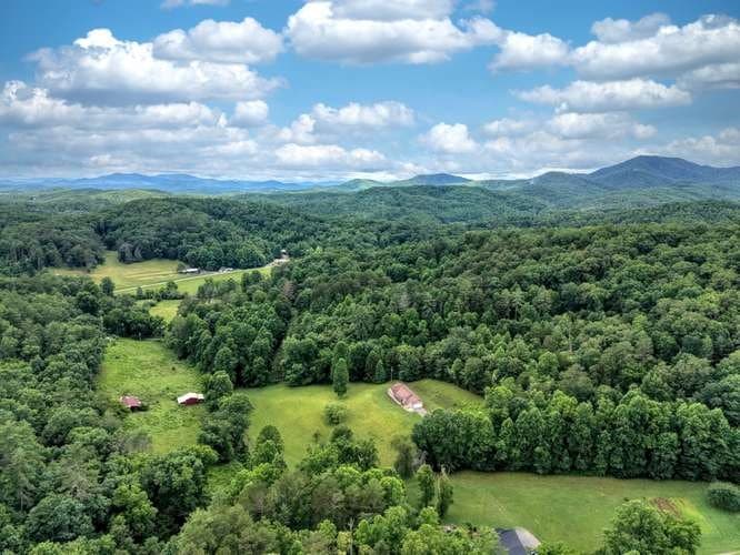 200 Gold Leaf Lane, Murphy NC 28906 - Photo