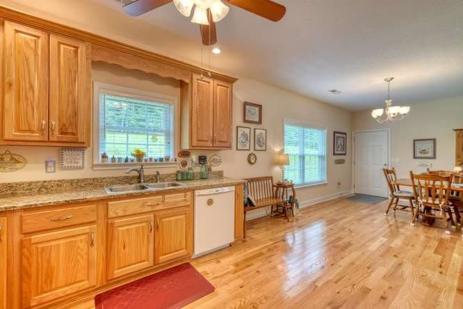 200 Gold Leaf Lane, Murphy NC 28906 - Photo