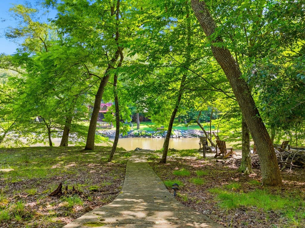 5 W Muller Lane, East Ellijay GA 30540 - Photo