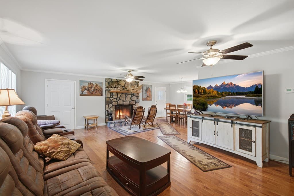 2982 W Hwy 382w, Ellijay GA 30734 - Photo