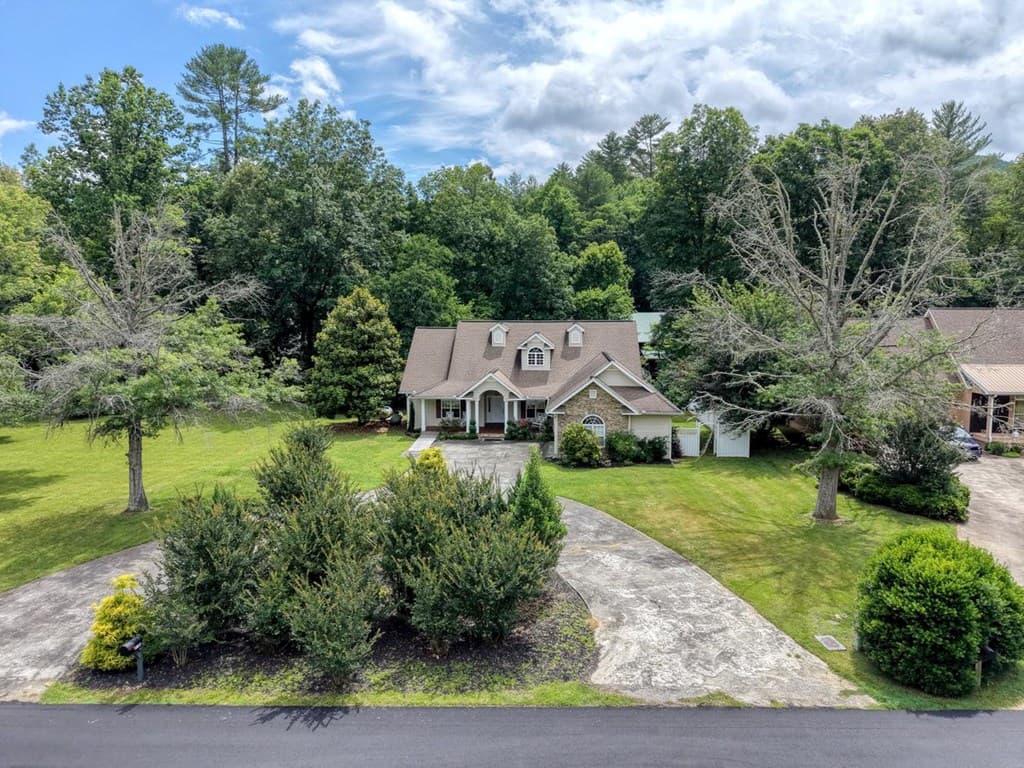 2187 Big Pine Drive, Hiawassee GA 30546 - Photo