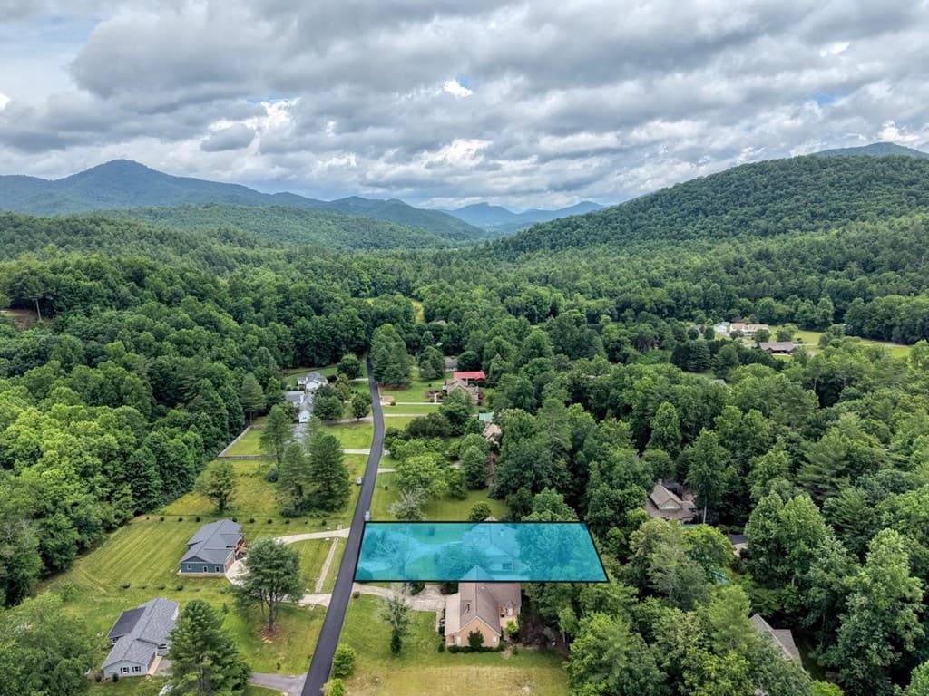 2187 Big Pine Drive, Hiawassee GA 30546 - Photo