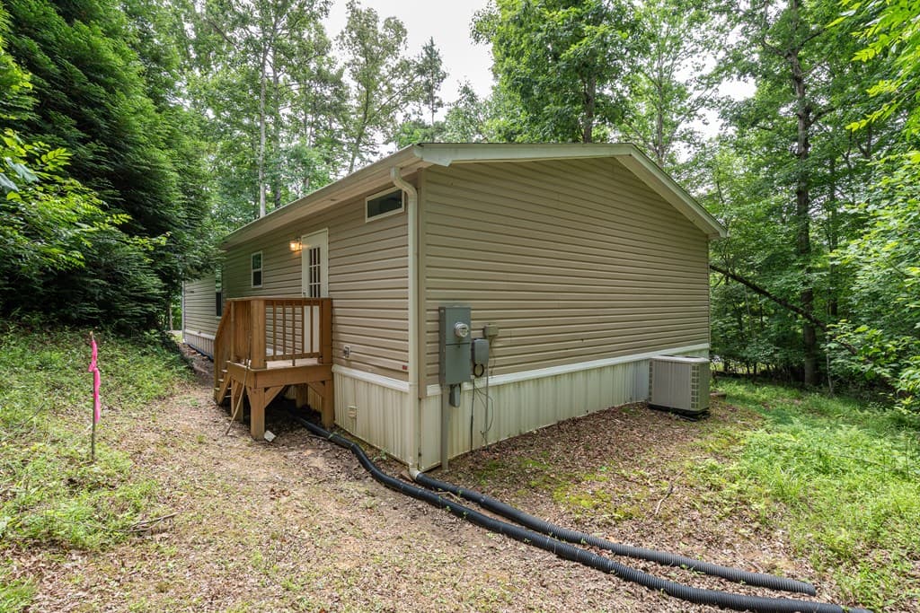 37 Red Wolf Trail, Blairsville GA 30512 - Photo