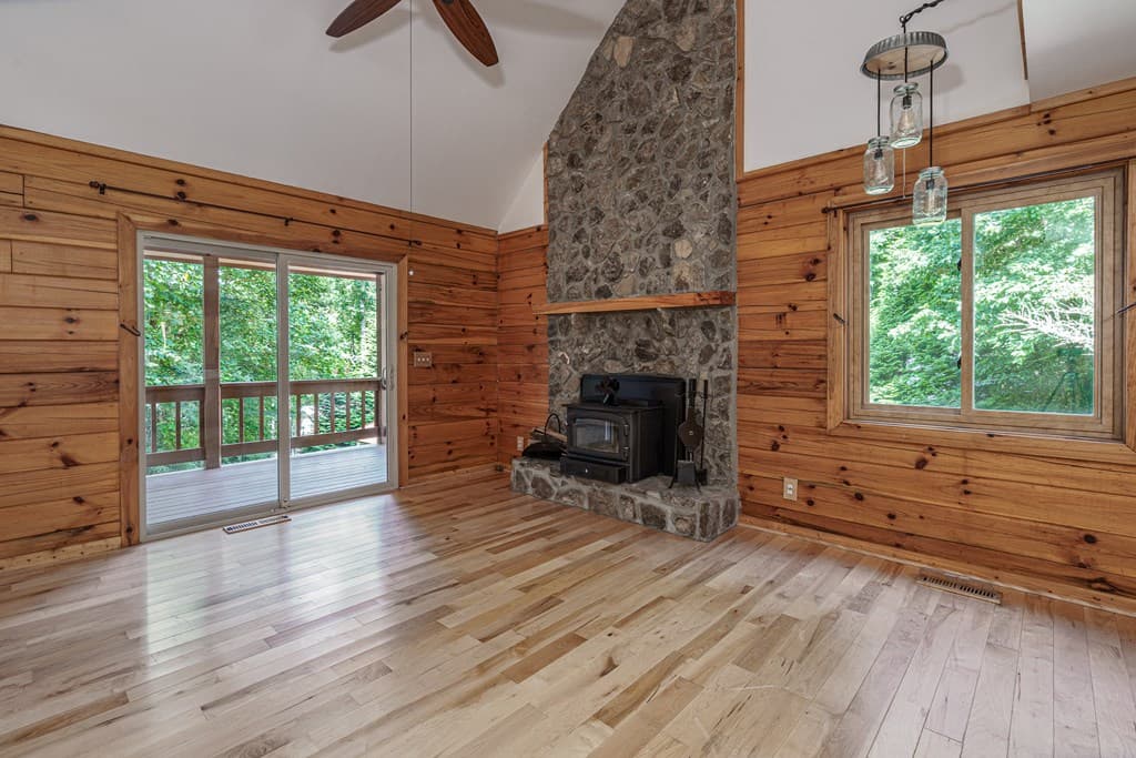 44 Red Wolf Trail, Blairsville GA 30512 - Photo