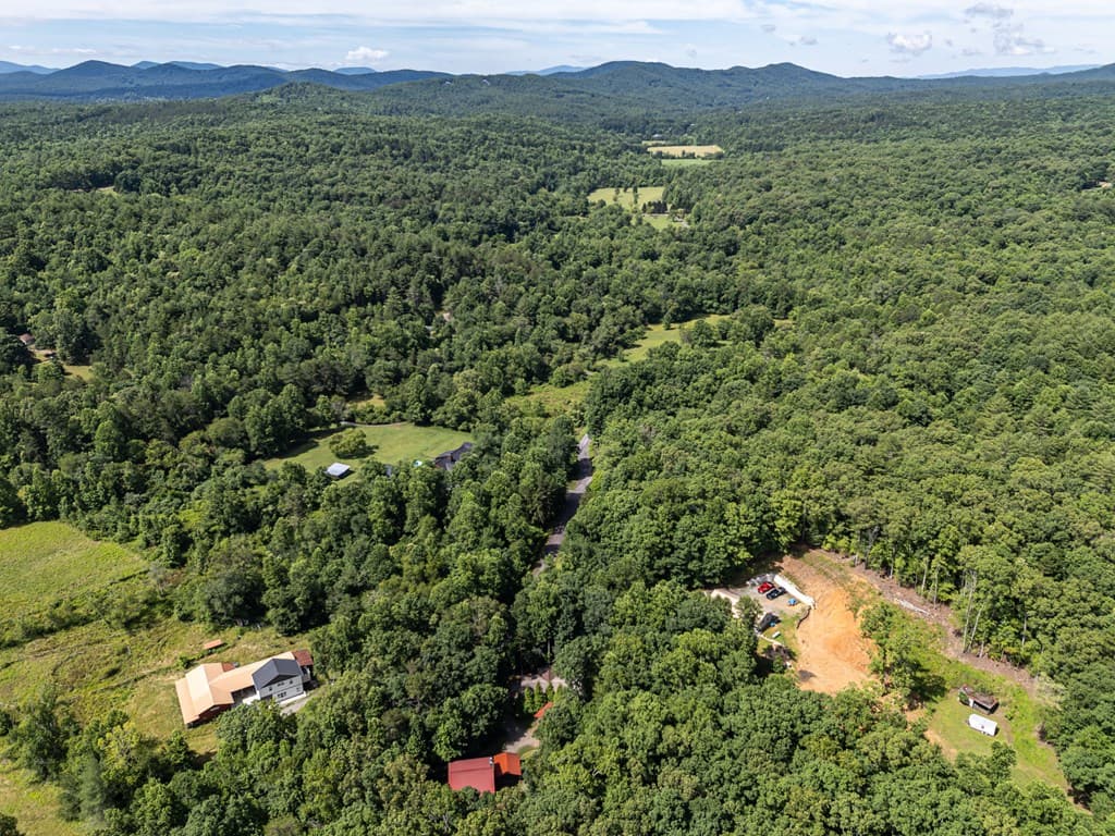 44 Red Wolf Trail, Blairsville GA 30512 - Photo