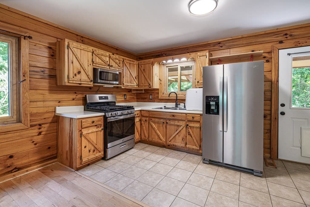 44 Red Wolf Trail, Blairsville GA 30512 - Photo