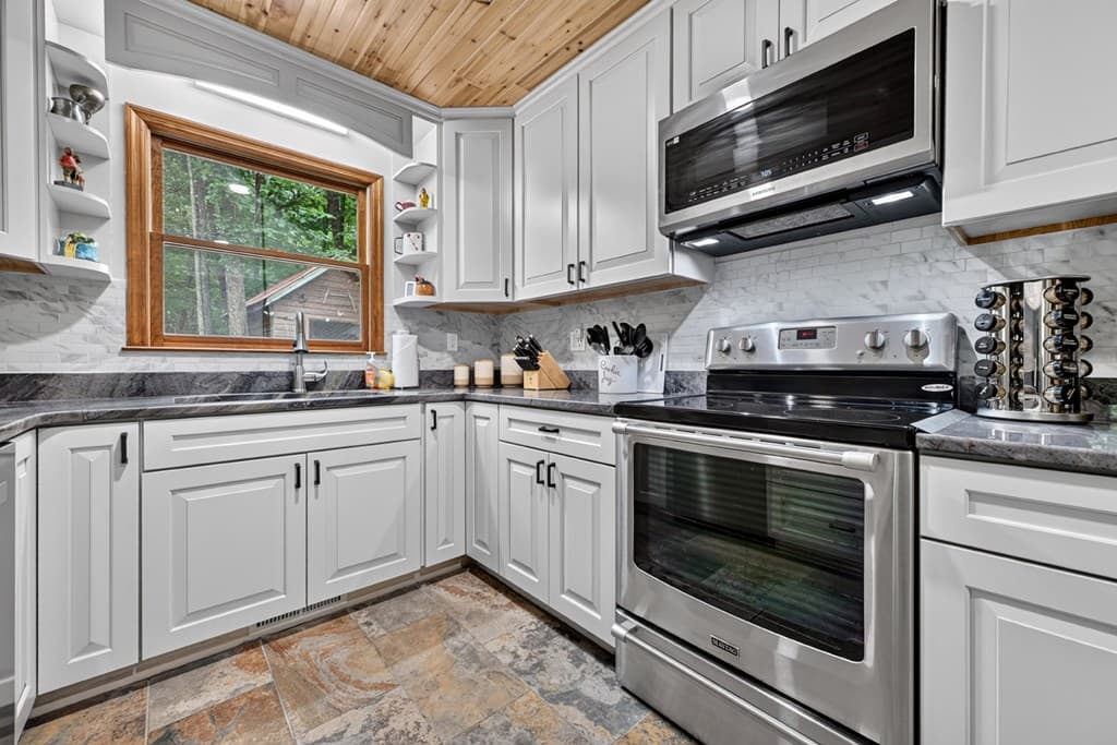 98 Bear Lane, Blue Ridge GA 30513 - Photo