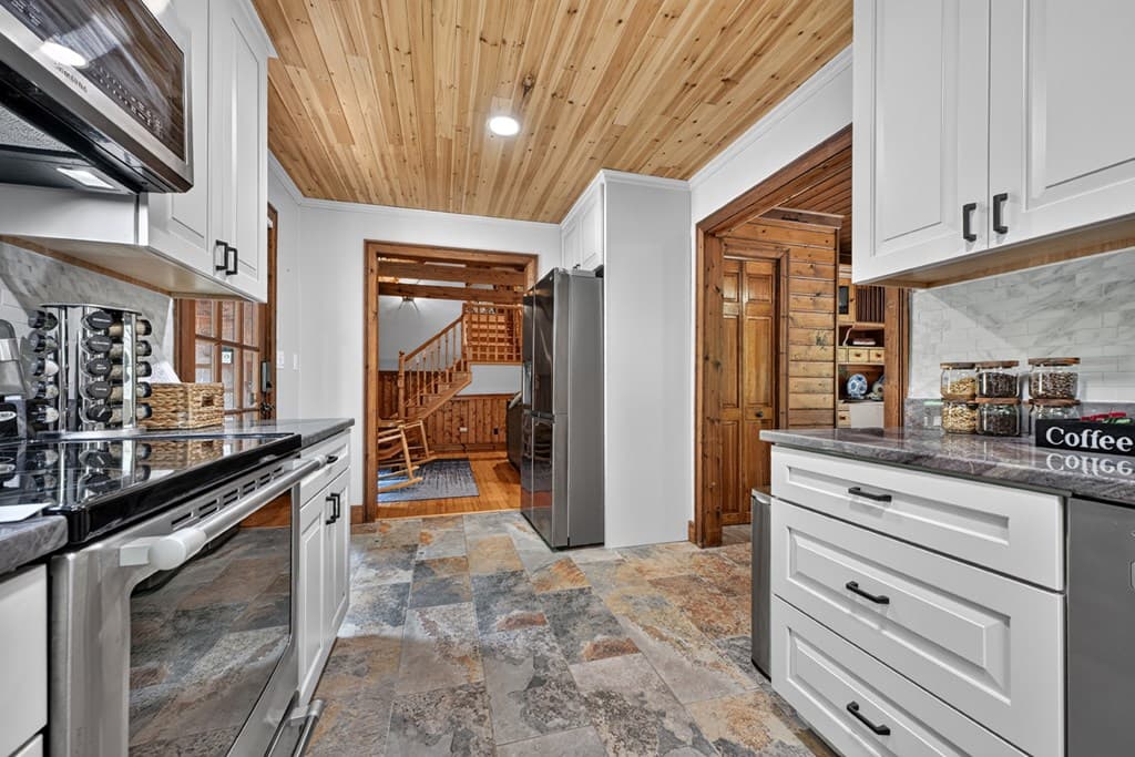 98 Bear Lane, Blue Ridge GA 30513 - Photo