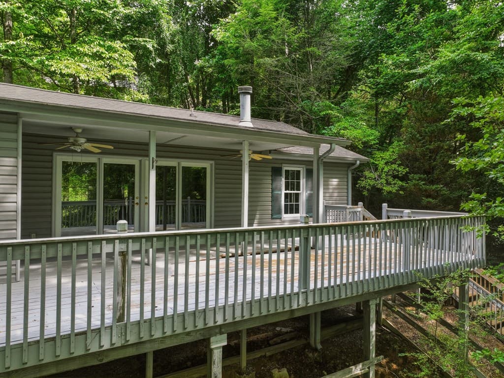767 Ashley Circle, Blairsville GA 30512 - Photo