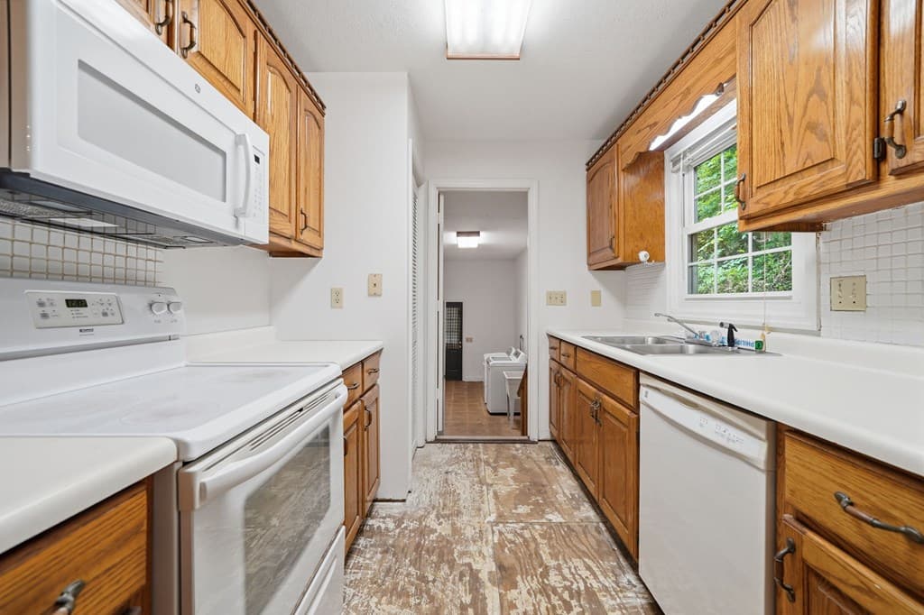 767 Ashley Circle, Blairsville GA 30512 - Photo