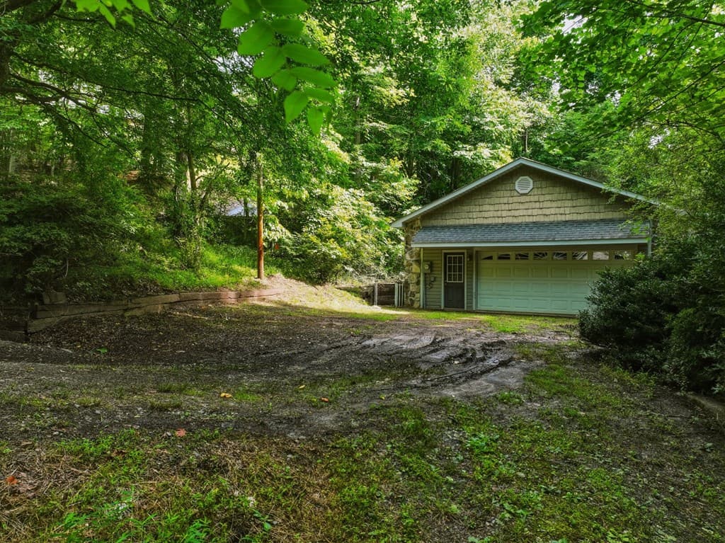 767 Ashley Circle, Blairsville GA 30512 - Photo