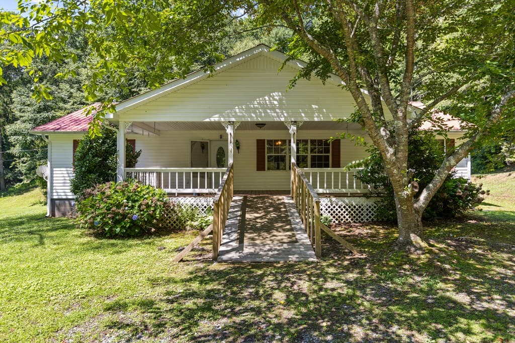 51 Haddock Drive, Blue Ridge GA 30513 - Photo