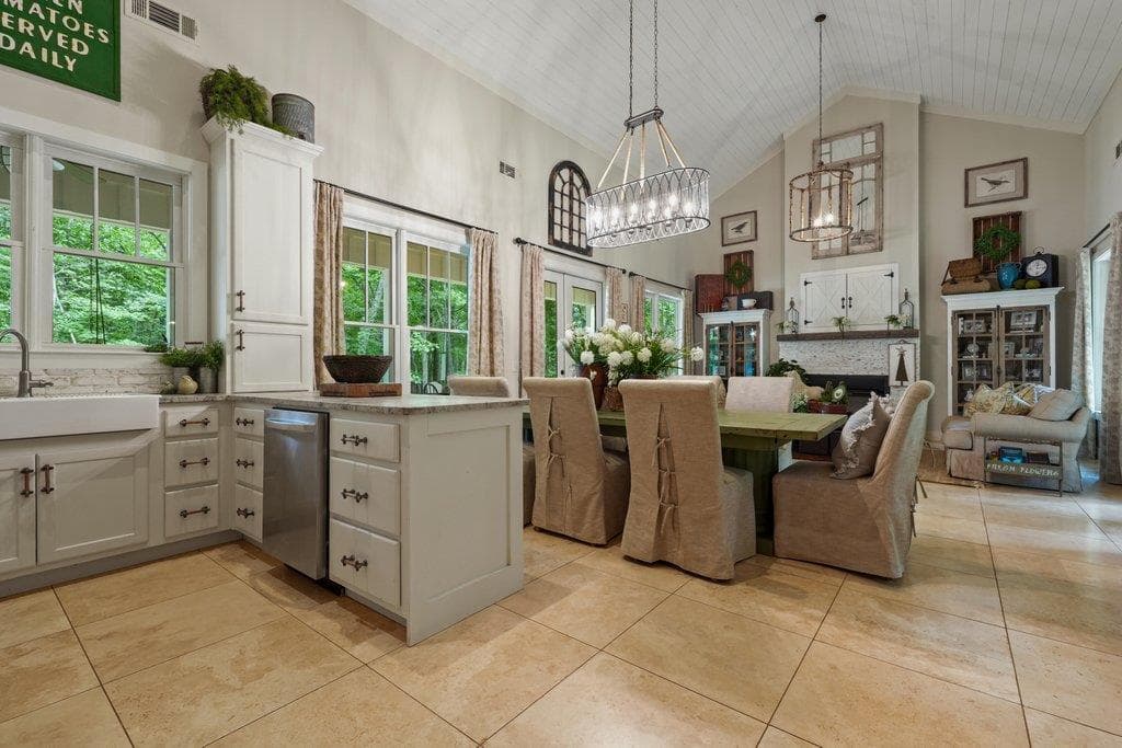 331 Blackberry Trail, Ball Ground GA 30107 - Photo