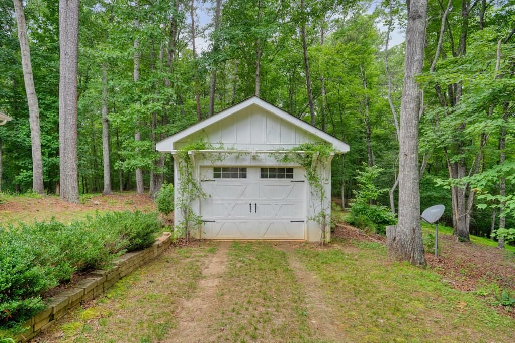 331 Blackberry Trail, Ball Ground GA 30107 - Photo