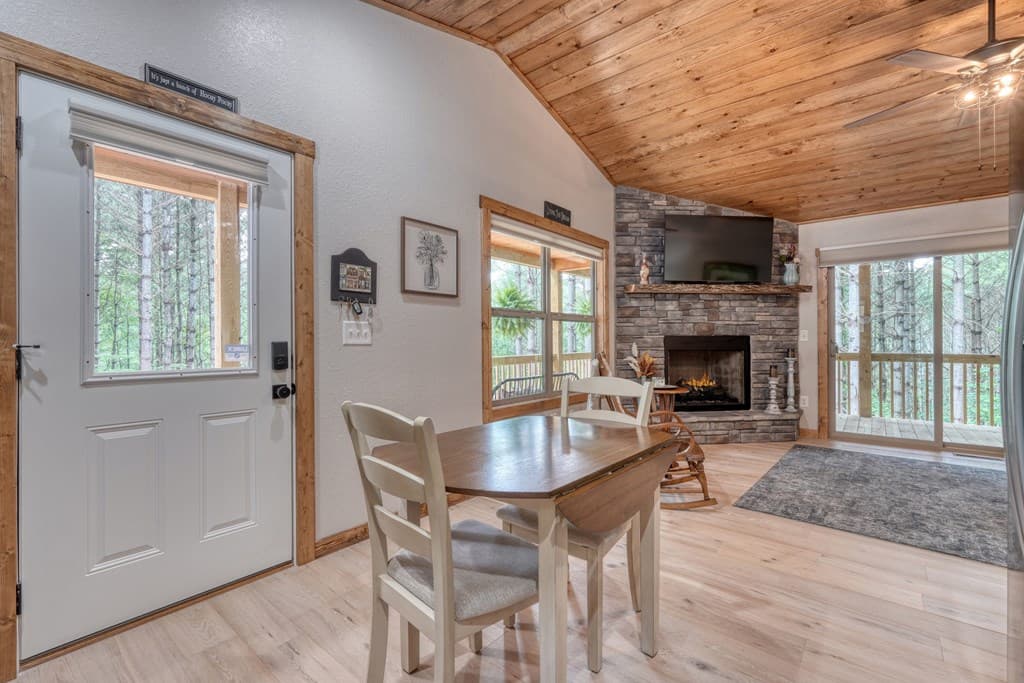 124 Lakeside Estates Drive, Hayesville NC 28904 - Photo