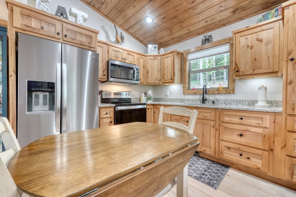 124 Lakeside Estates Drive, Hayesville NC 28904 - Photo