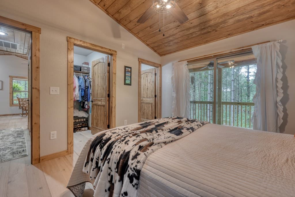 124 Lakeside Estates Drive, Hayesville NC 28904 - Photo